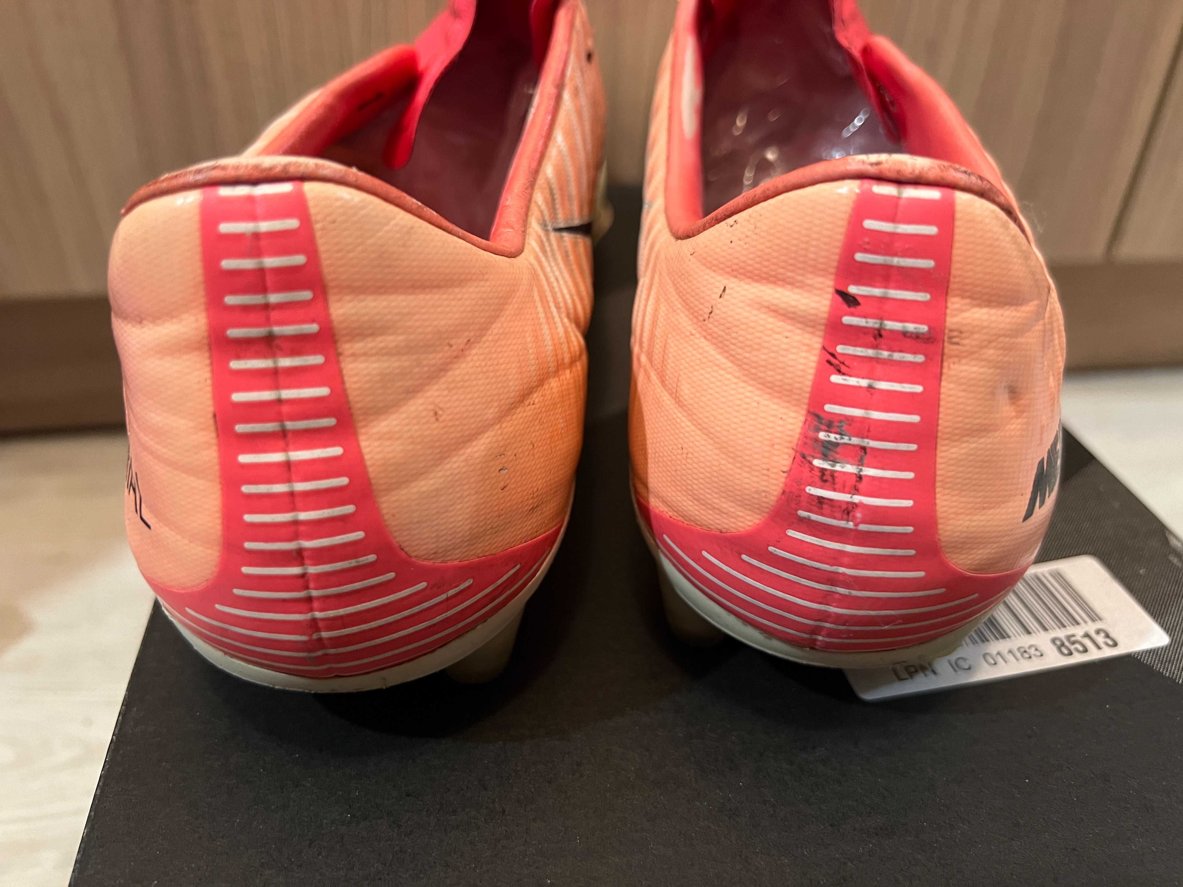nike mercurial vapor XI ACC бутонки ,калеври ,футболни обувки 42,5