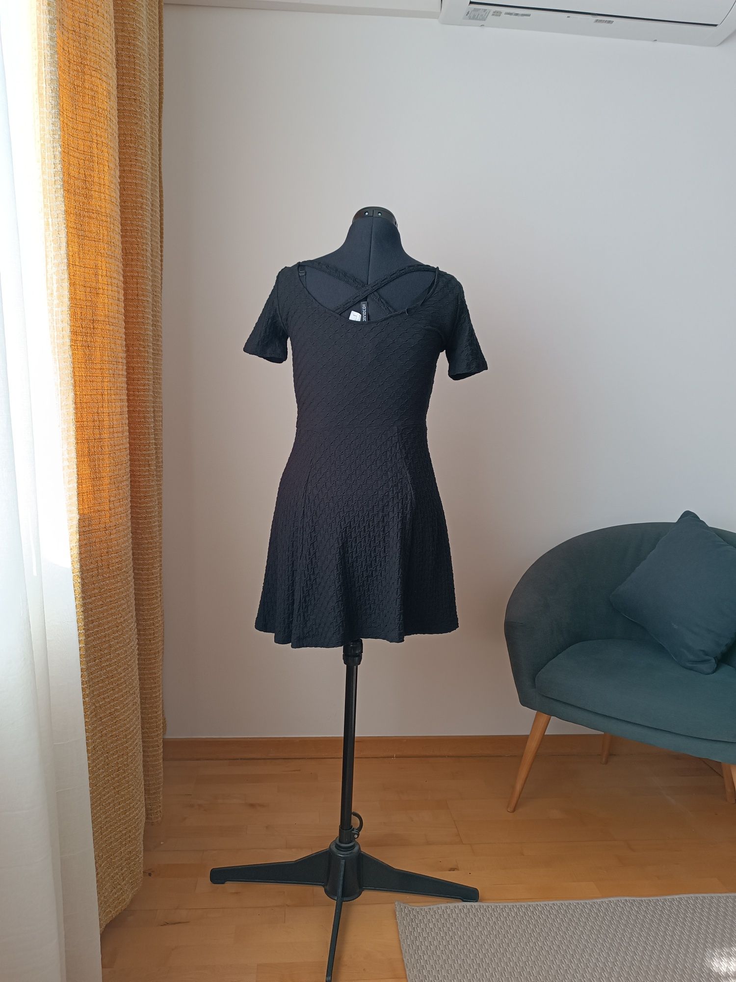 Rochie neagra h&m