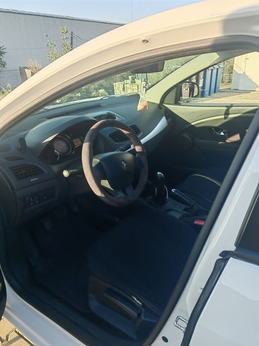 Renaul Fluence 1.6 benzina