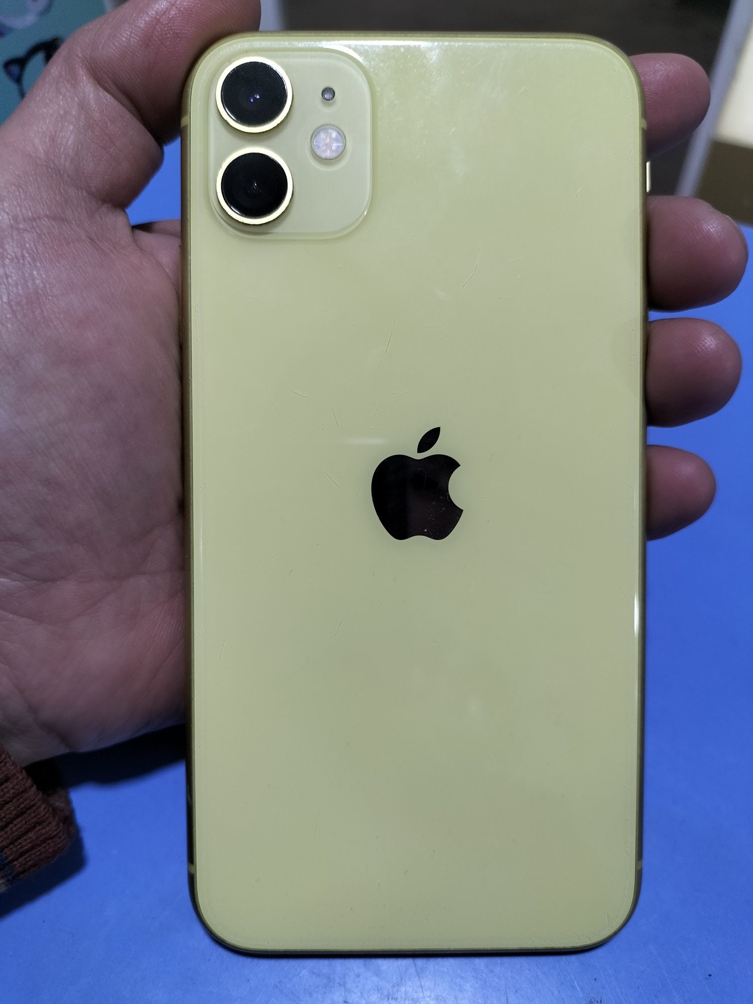 iPhone 11 128гб акб75