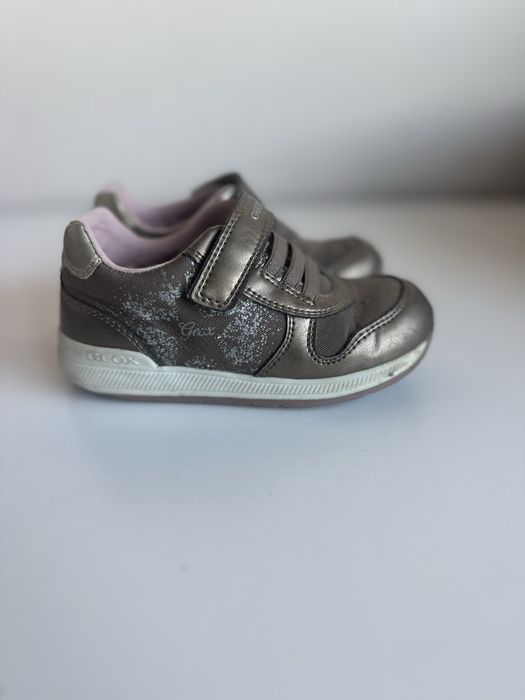 Детски ботуши, маратонки, кецове