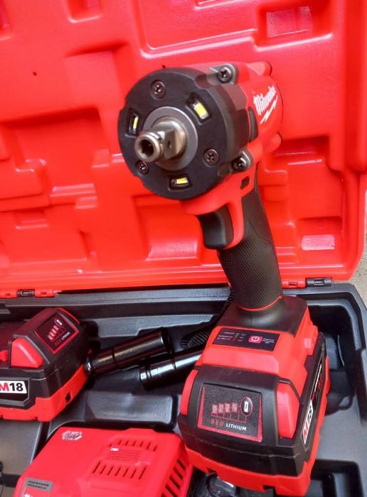 Vand scule .Diferite motive modele .