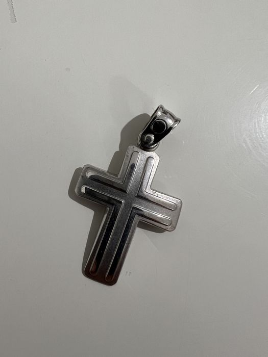 Medalion, pandantiv tip cruce de 14K aur alb stantat 585