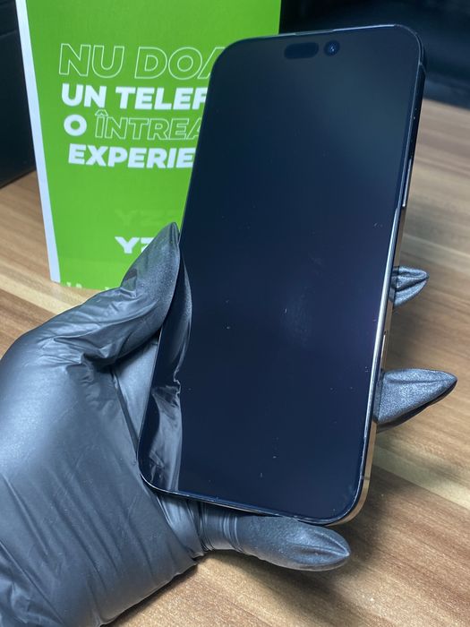 iPhone 16 Pro Max / 256 GB / Sănătate baterie 100% / Foarte bun