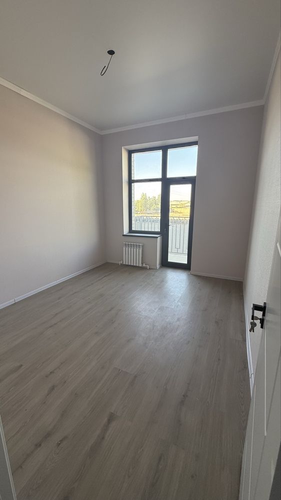 Срочно продается квартира в Новостройке Янгиюль