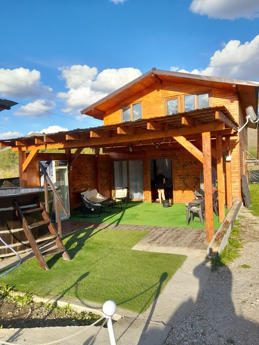 Cabana de inchiriat