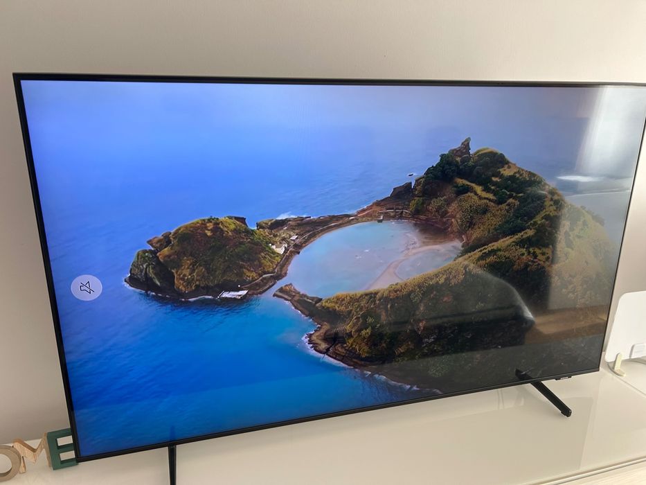 Телевизор Samsung (QE55Q60AAUXXH), 55" QLED Smart TV