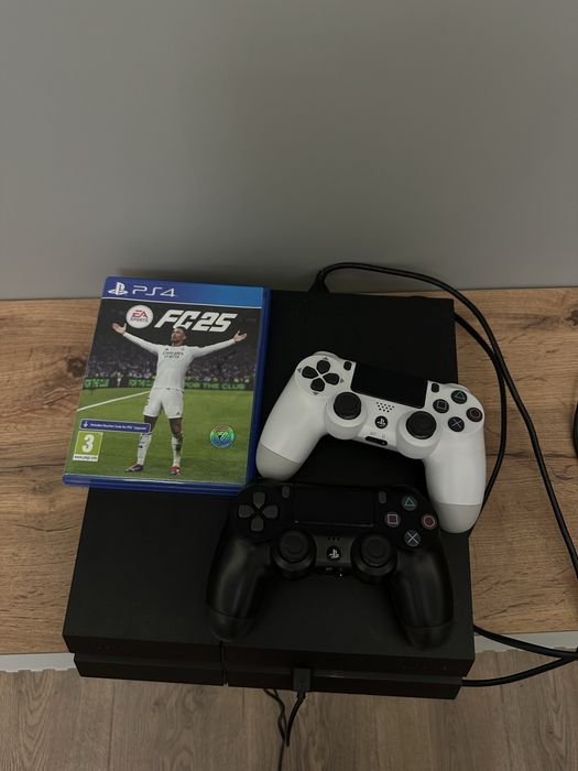 Playstation 4 Fat, 408,5 ГБ. FC 25 + 2 джойстика