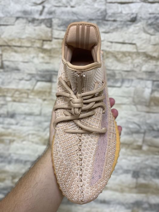 Vand Yeezy Boost 350 V2 “clay” marimea 43