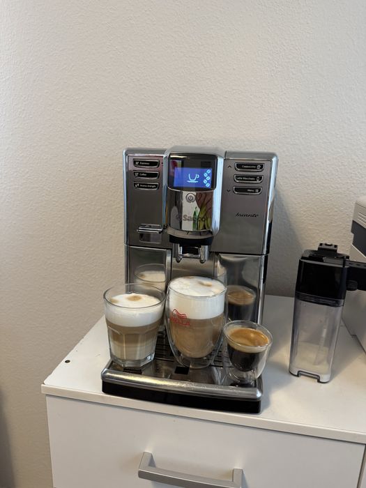 Aparat de cafea/expresor cafea boabe Saeco Incanto Cappucino