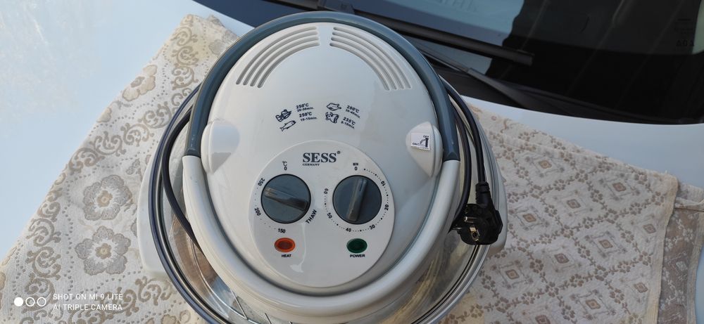 Аэрогриль в отличном состоянии.