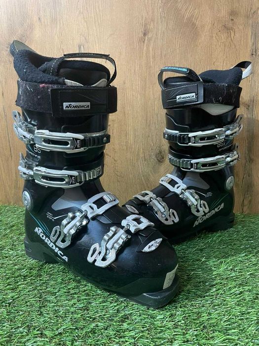 Clapari NORDICA marime EU 39