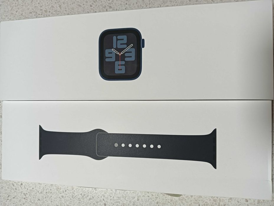 Apple Watch SE 2024 GPS  NOU