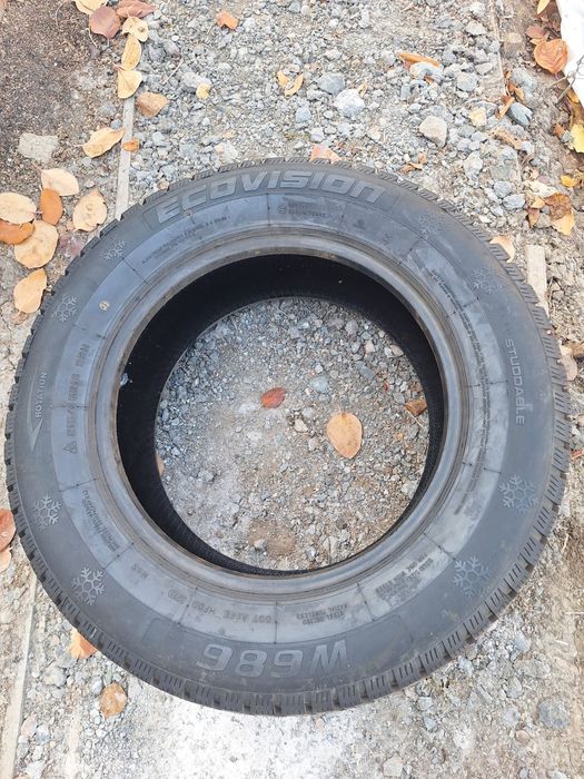 Шины зимние ,шипованные