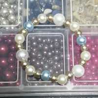 Brățară perle și pietre albastre (disponibila în diferite nuanțe)