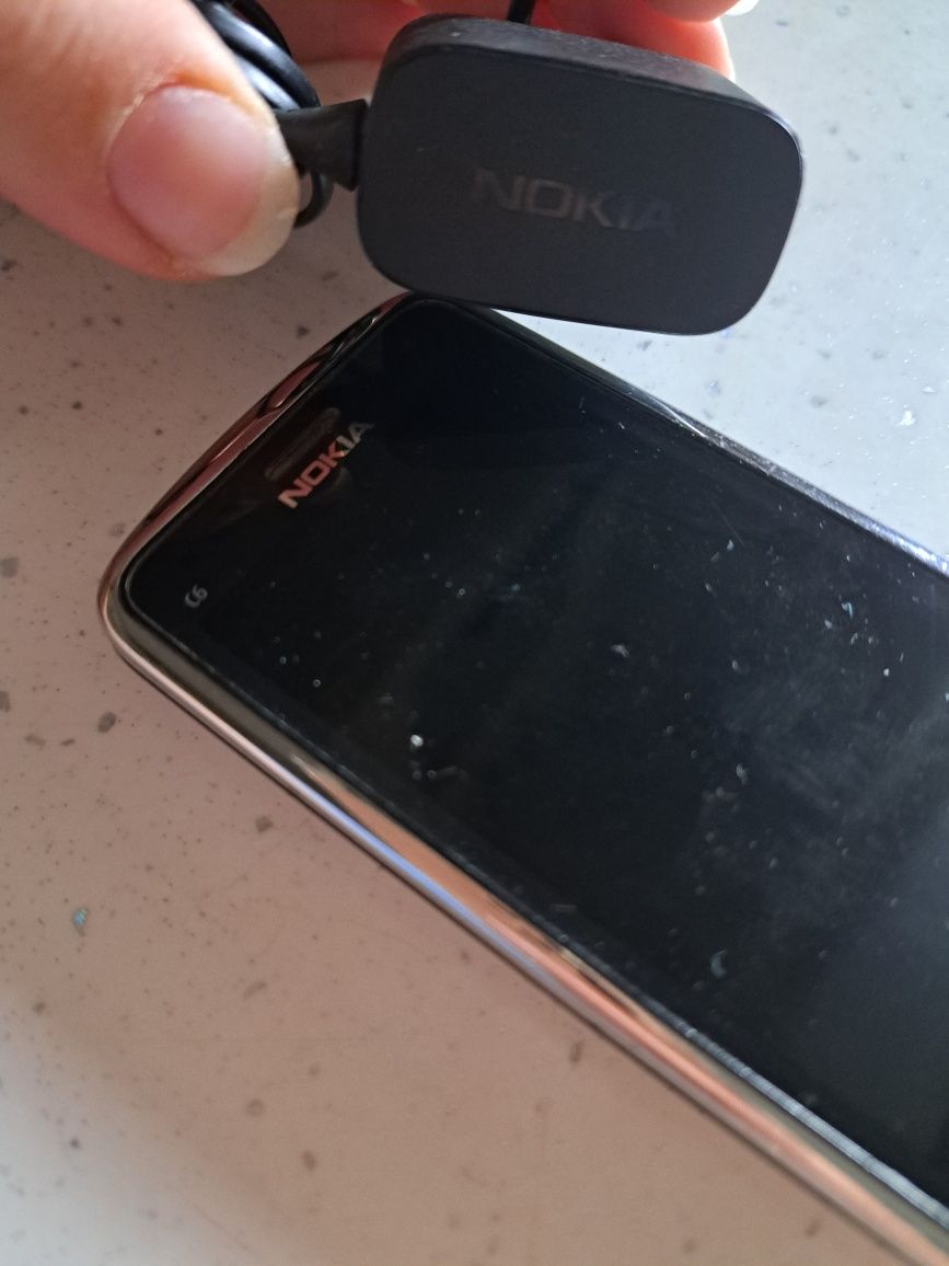 Nokia C6-01 телефон