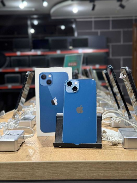 Телефон iPhone 13 128Gb / Айфон 13 128Гб 80%