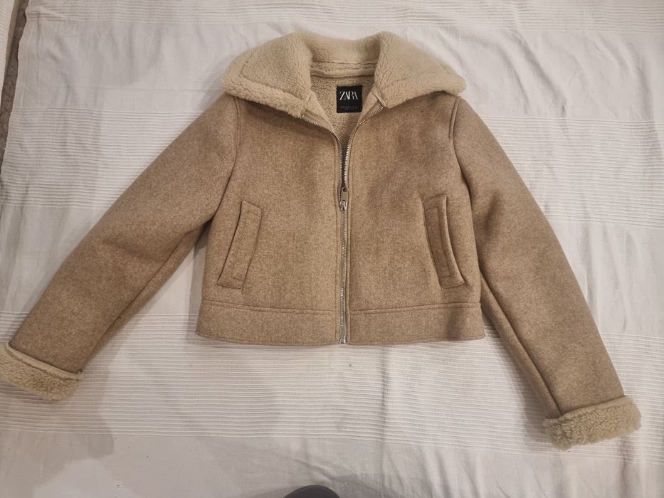 Geaca tip cojoc Zara