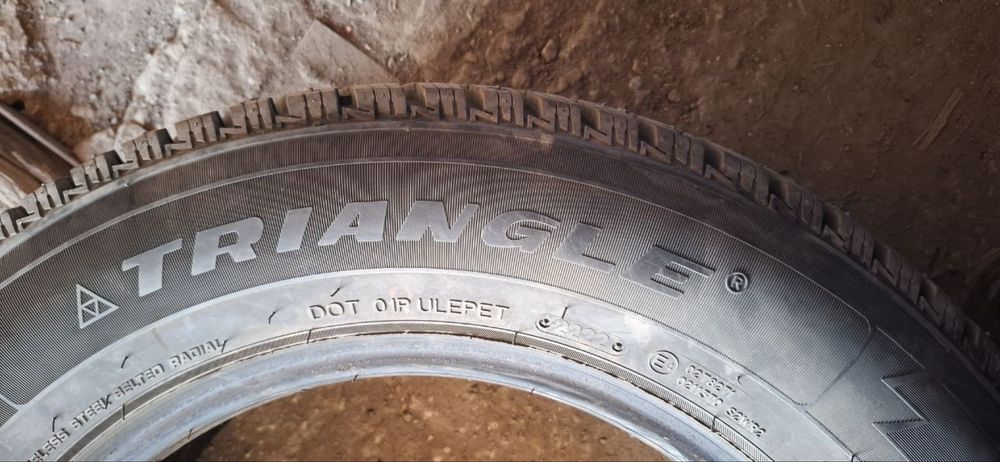 Шины зимние 215/65 R16