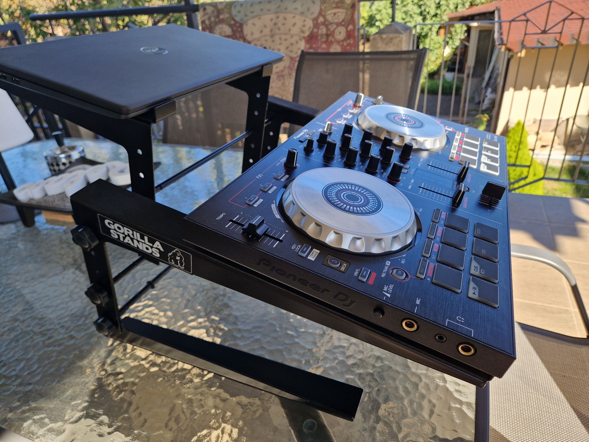 Dj стойка Gorilla 2в1 - Диджей / 2in1 Gorilla DJ stand - нова