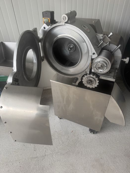 Машина за рязане на зеленчуци