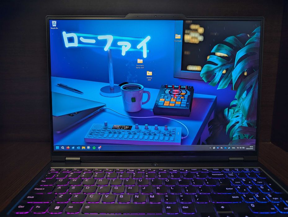 Laptop Lenovo Legion Pro 5 16IRX8