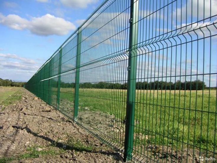 Construim garduri la comanda clientului