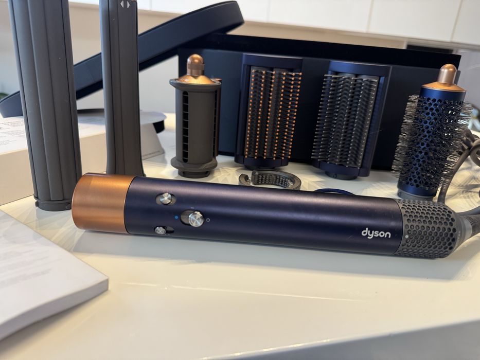 Dyson airwrap complete long