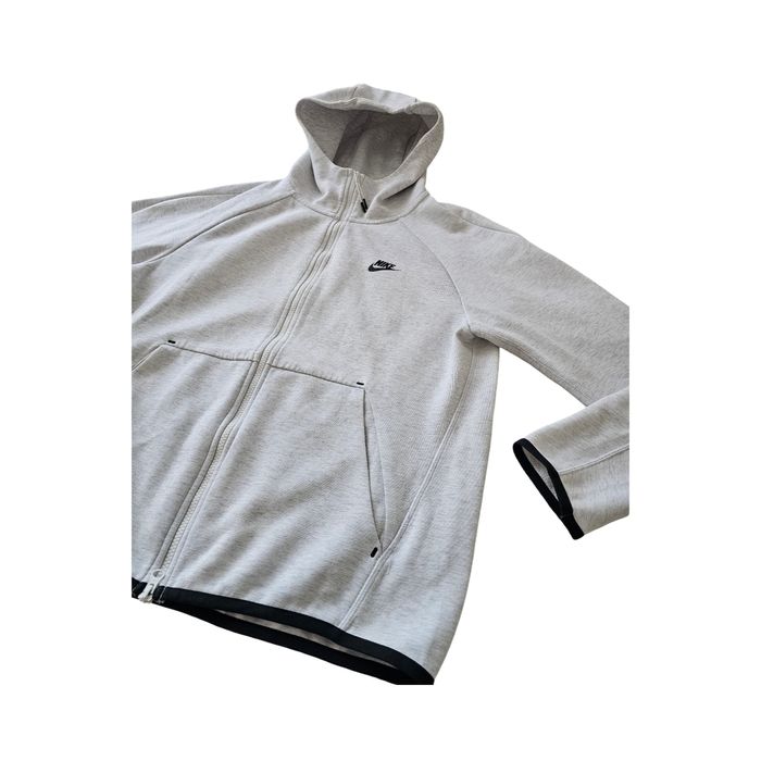 Nike Tech fleece мъжко горнище L размер