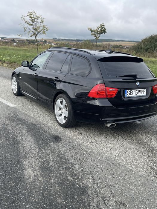 Bmw E91  320d xdrive