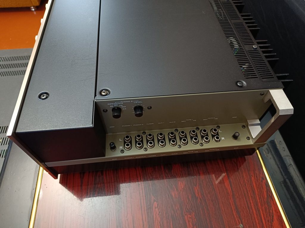 Усилитель Pioneer SA-9900