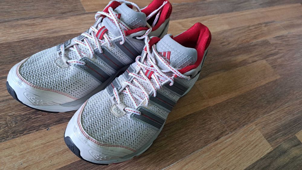 Asiks gel-маратонки 44 номер,Adidas-48 номер нови