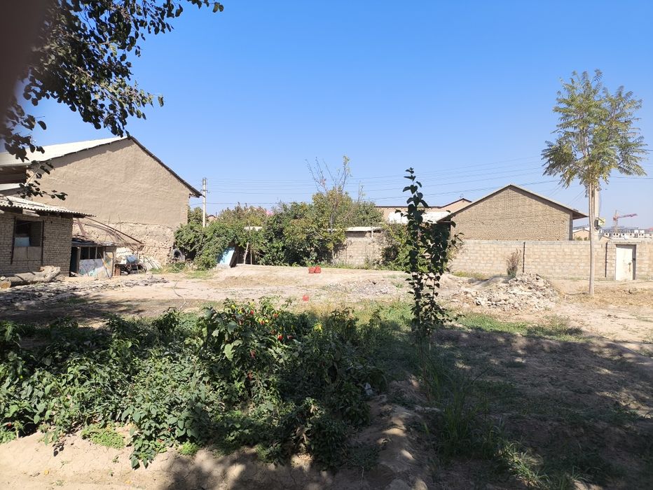 Yer sotiladi, kelishilgan holda, manzil Berigavoy