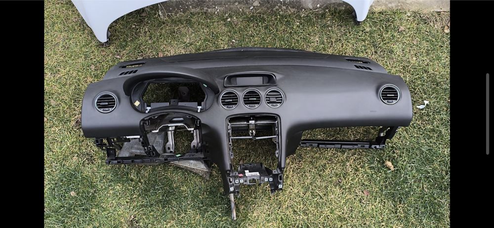 Plansa bord cu airbag Conversie volan Peugeot 308