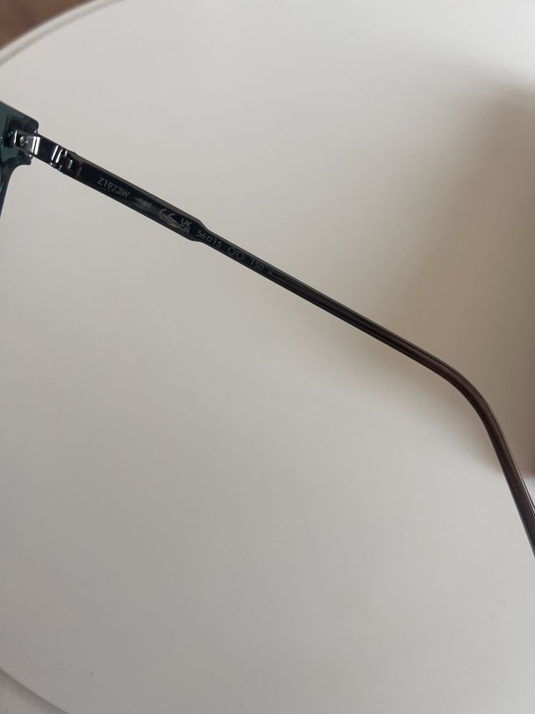 Louis Vuitton Rise Square Sunglasses green Z1973W