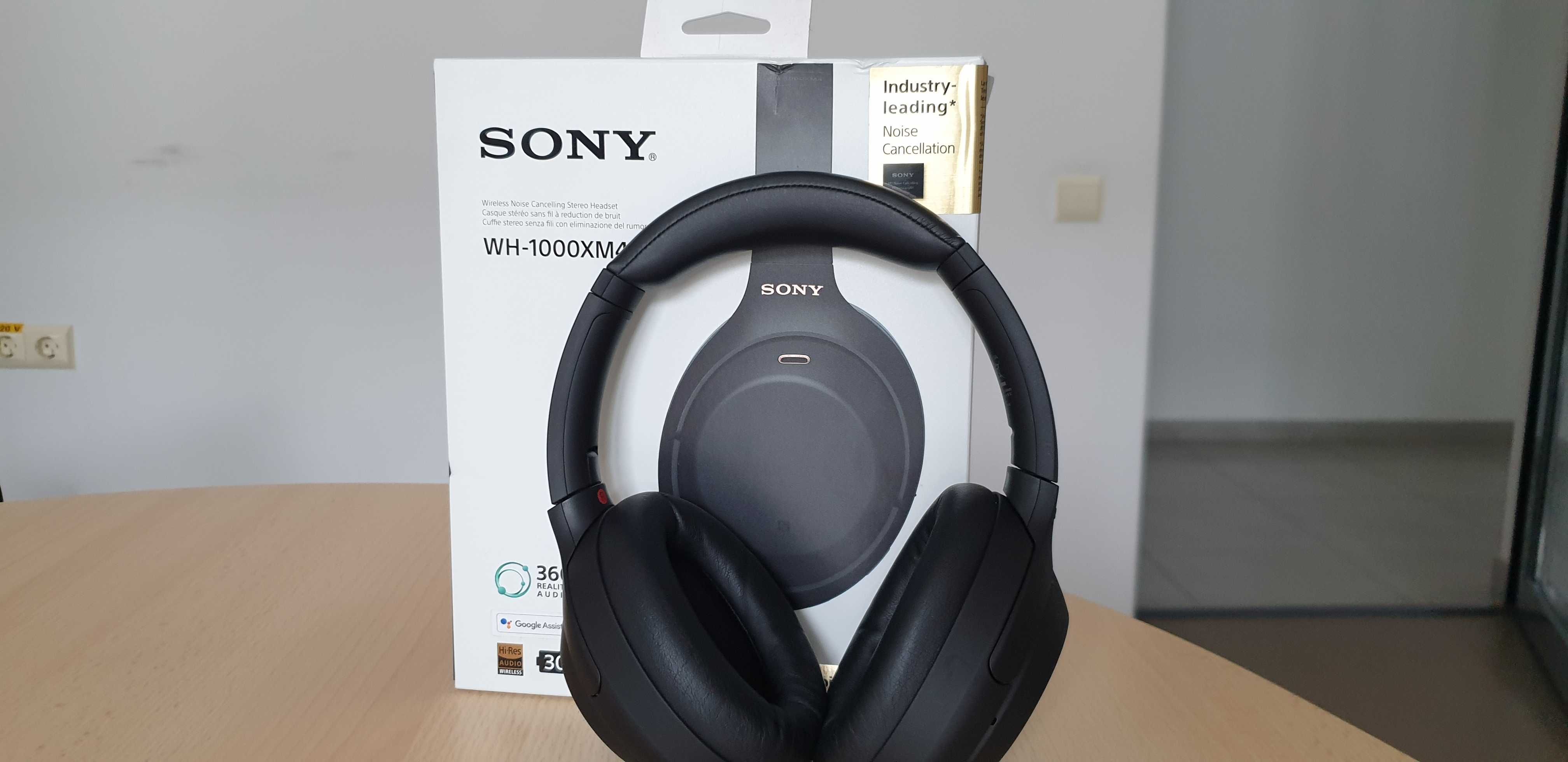 Vand casti SONY WH-1000 XM4 Hi-Res audio wireless.