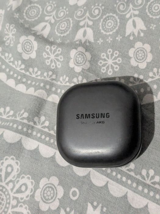 Smartwatch samsung galaxy watch 6 de 40 mm si casti galaxy buds live