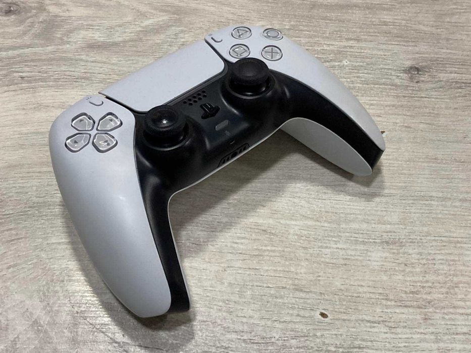Playstation 5 Dualsense контролер