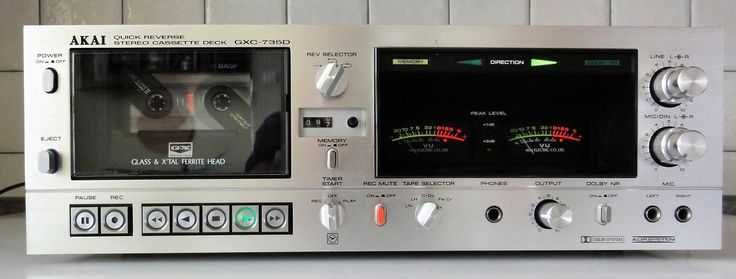 Одна из лучших кассетных стрелочных дек AKAI GXC-735