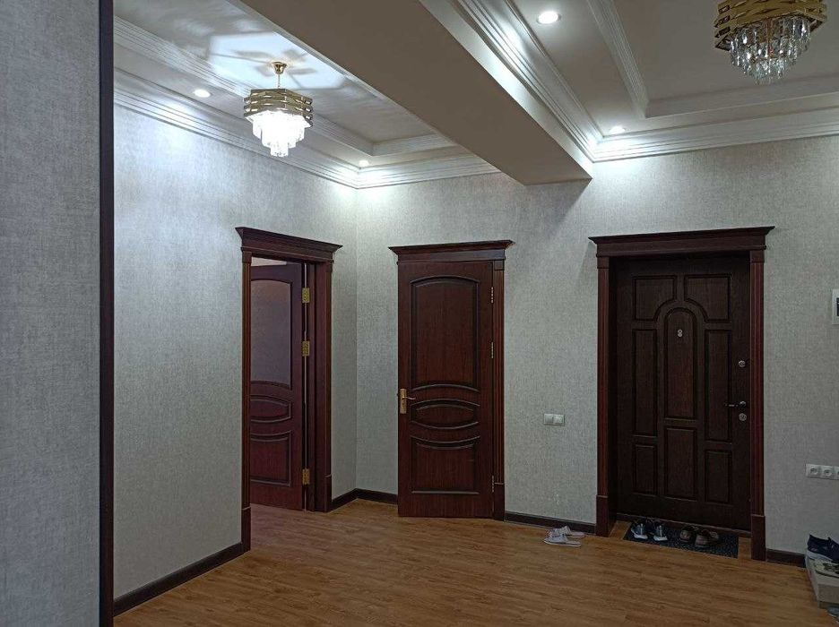 Спецплан квартира 157 кв.м., ориентир Северный вокзал 1 км