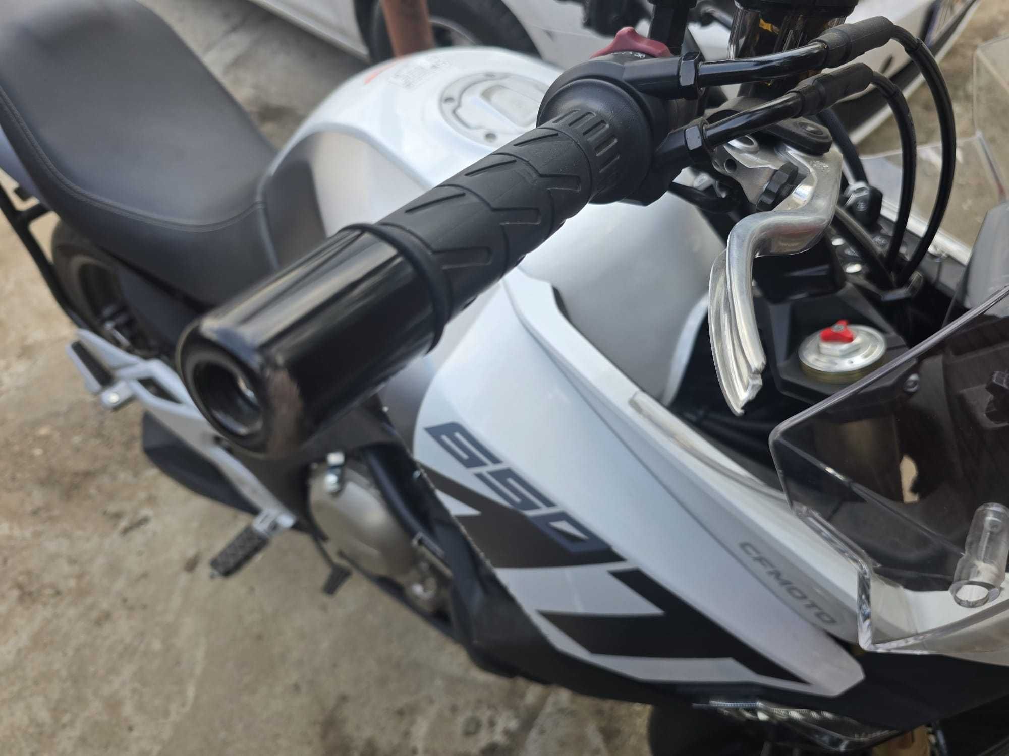 CFMoto 650 MT A2