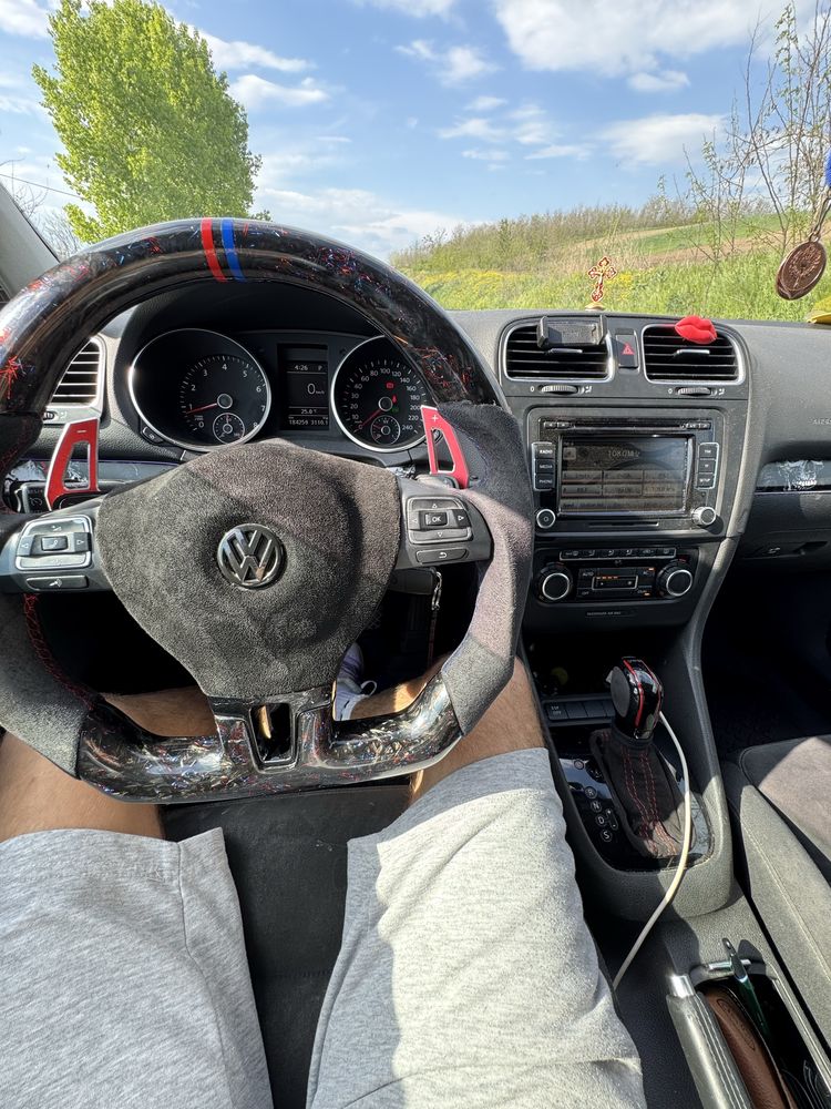Vând Golf 6 R.