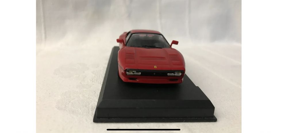 Macheta Ferrari 288 GTO IXO 1/43