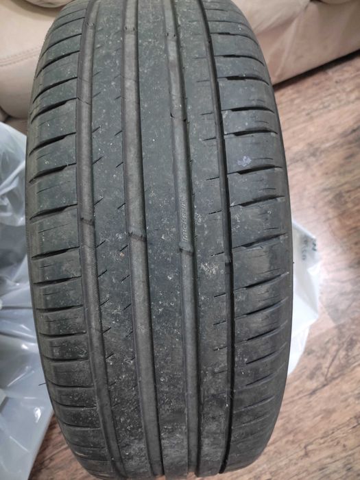 Автомобилни летни гуми 235/55/19