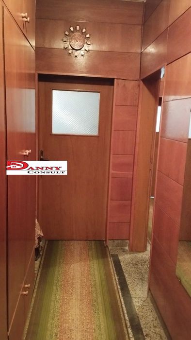 Тристаен апартамент в гр. В. Търново до Пожарната