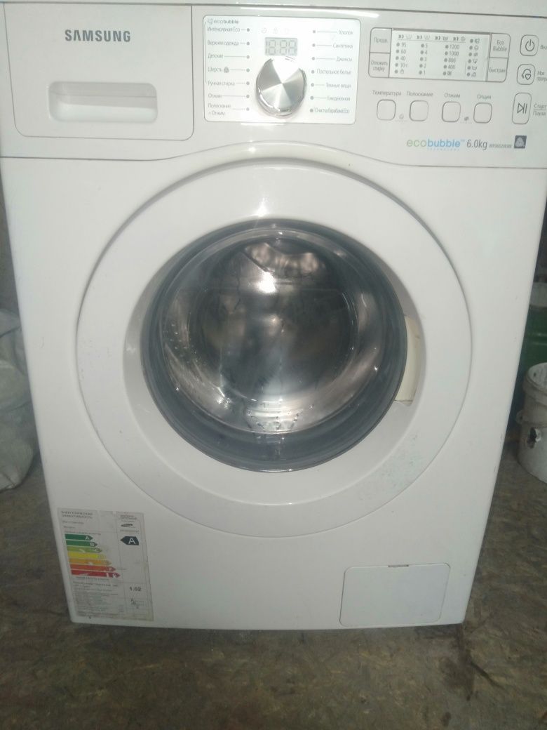 Продам стиральную машинку