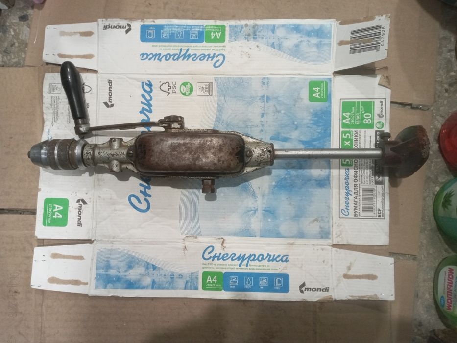 Дрель ручной  состояние хорошая
