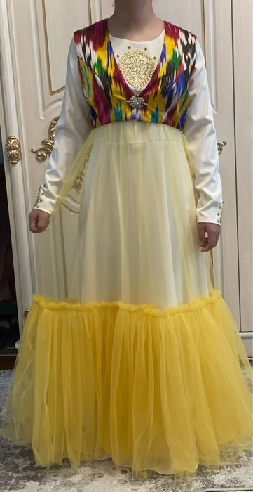 Ansambl koyne bazasi yoq 3 4 marta kiyilgan yengidek turibti