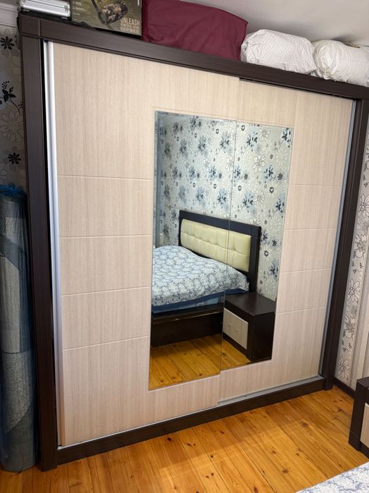 Продаётся спальный гарнитур