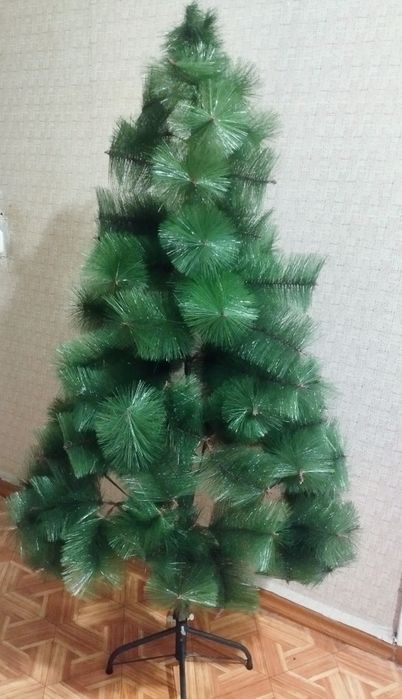 Елка искусственная